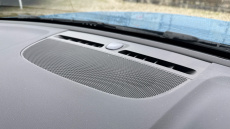 Volvo XC40 2.0 B4P Plus Dark 5dr Auto Petrol Estate